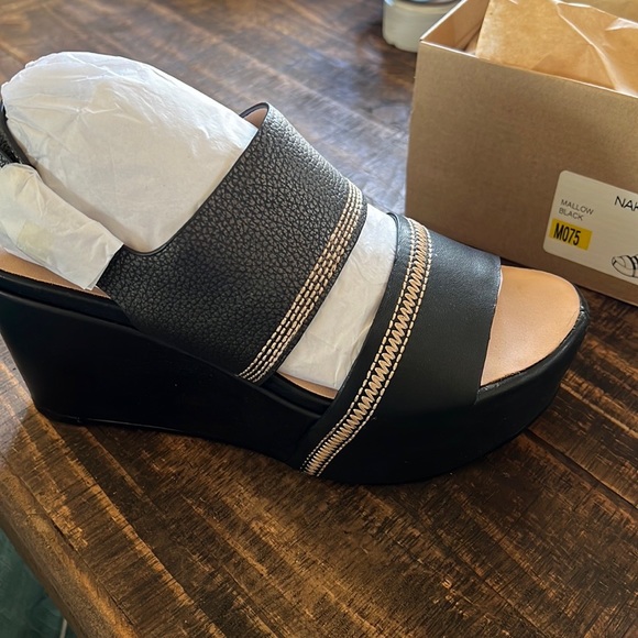 Naked Feet Shoes - Naked Feet Sandals